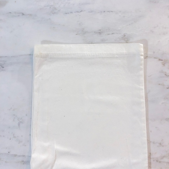 White Cropped Capri Pants - Picture 4 of 8